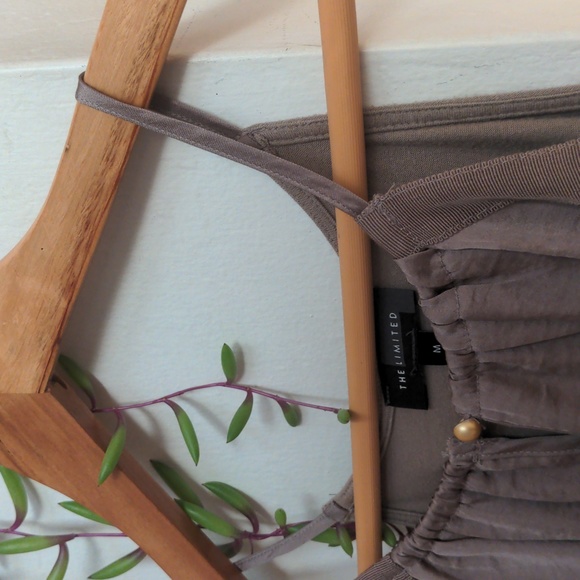 2 Summer Tops - Picture 7 of 9